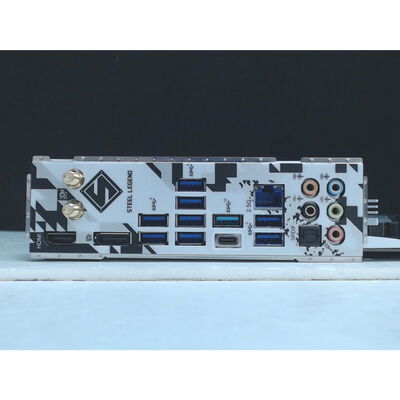 【前橋ｲﾝﾀｰｱｶﾏﾙ店】中古  ASRock Z790 Steel Legend WiFi(Z790 1700 ATX DDR5) 152755 