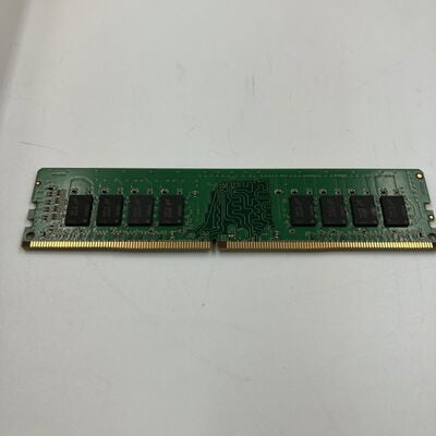 【なんば店】中古  PC4-21300 16GB デスクトップ用(DDR4-2666) 135638 