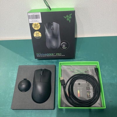 【浦添城間店(沖縄)】中古  Razer DeathAdder V4 Pro Black 4780001517 