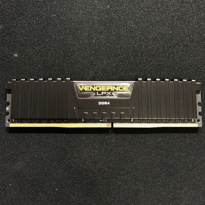 【福井日之出店】中古  PC4-25600 16GB デスクトップ用 140728 