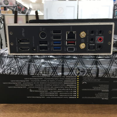 【佐賀南部バイパス店】中古  MSI MPG B550 GAMING CARBON WIFI(B550 AM4 ATX DDR4 142927 