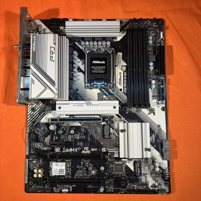 【なんば店】中古  ASRock B760 Pro RS/D4 WiFi (B760 1700 ATX DDR4) 3280021586 