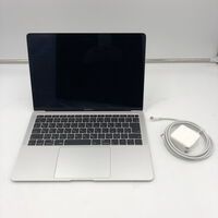中古  Apple MacBook Air 2018 （13.3インチ/Core i5 1.6GHz/8GB/128GB/シルバー） MREA2J/A 139730 