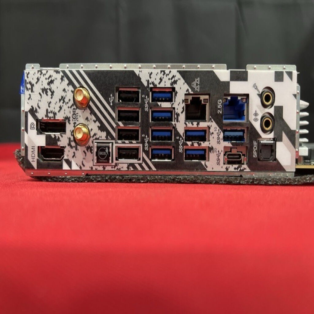 中古 ASRock X670E Steel Legend (X670E AM5 ATX DDR5) 152469【4/15