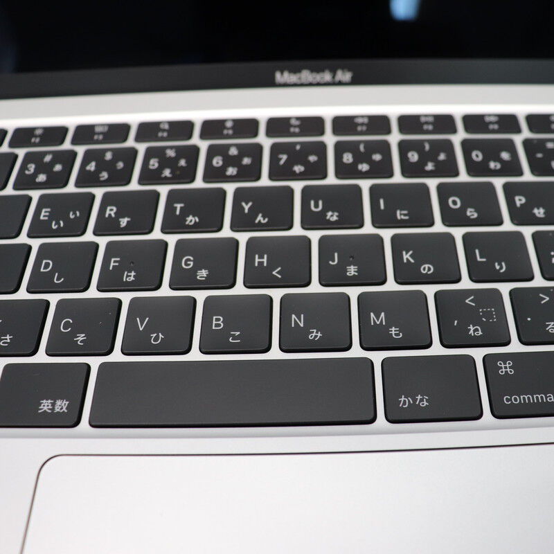 Apple MacBook Air M1 2020 シルバー　13インチ 13.3インチMacBook Air [整備済製品] 8コアCPUと7コアGPUを搭載