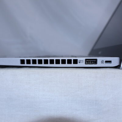 【通販センター】中古  【ジャンク品/保証無/返品質問不可】NEC VersaPro タイプVB PC-VKM17BZC3 (Core i5 8350U/8GB/SSD256GB/-/オンボード/12.5/1366x768/Wi-Fi/WEBCAM/W11H64 MAR) 186069 