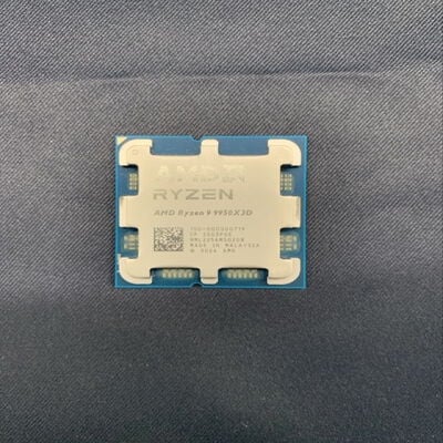 【横浜駅前店】中古  AMD Ryzen 9 9950X3D (AM5/4.3GHz/144M/C16/T32/170W) 177127 