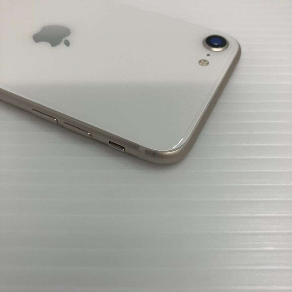中古 【国内版SIMフリー】Apple iPhoneSE 4.7インチ (第3世代) 256GB