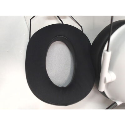 【前橋ｲﾝﾀｰｱｶﾏﾙ店】中古  Razer BLACKSHARK V2 X(WH) 4540002009 