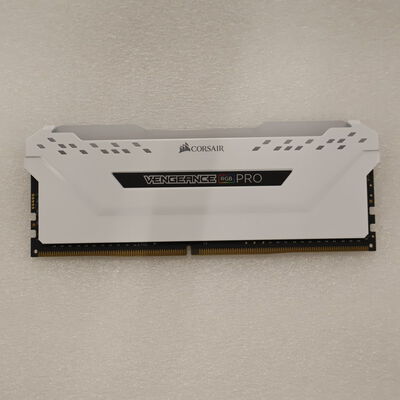 【通販センター】中古  PC4-25600 8GB デスクトップ用(DDR4-3200) 140727 