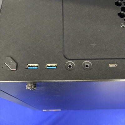 【横浜駅前店】中古  パソコン工房 iiyama PC LEVEL R7B6-R97X-SSX (AMD Ryzen 7 9700X /32GB/SSD2TB//RTX5060Ti 16GB/W11H/有線LAN◯無線LAN?) 3400008890 