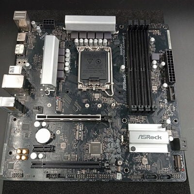 【大須店】中古  ASRock B660M Phantom Gaming 4 (B660 mATX DDR4) 150359 
