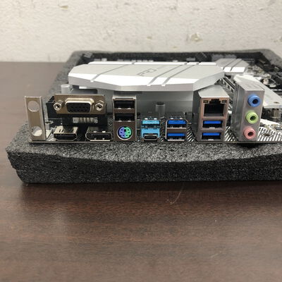 【福山ココローズ店】中古  ASRock B550M Pro4 (B550 AM4 mATX DDR4) 142938 