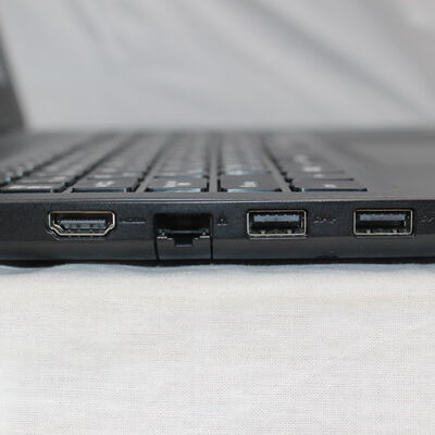 【通販センター】中古  DELL Vostro 3590(Intel Core i5 10210U 1.60GHz/16GB DDR4/SSD256GB/-/オンボード/15.6/1920x1080/GbE/Wi-Fi/WEBCAM/W11P/VBT) 197858 