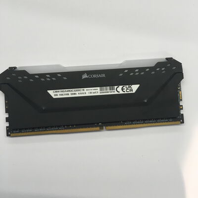 【博多店】中古  PC4-21300 8GB デスクトップ用(DDR4-2666) 126165 