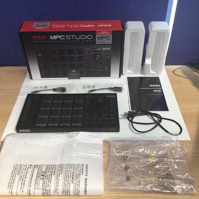【松山環状枝松店】中古  AKAI  MPC Studio(MIDIコントローラー) 173001 