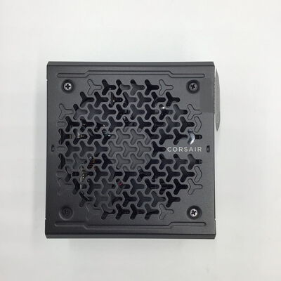 【白山FM松任店】中古  CORSAIR CP-9020297-JP(RM1000e 2025 ATX3.1 CyG P) 4950001280 