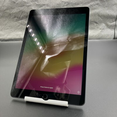 【大須店】中古  【海外版】Apple iPad 第7世代/2019 Wi-Fi 32GB スペースグレイ MW742LL/A 165957 
