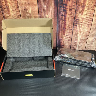 【富士青葉店】中古  ASRock RX9070XT SLD 16G Steel Legend Dark 16GB (RX9070XT 16G) 176936 