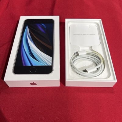 【静岡東瀬名店】中古  【au】Apple iPhoneSE 4.7インチ (第2世代/2020) 64GB (ホワイト) MHGQ3J/A 新パッケージ版 146172 