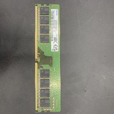 【熊本浜線店】中古  PC4-25600 8GB デスクトップ用 140727 