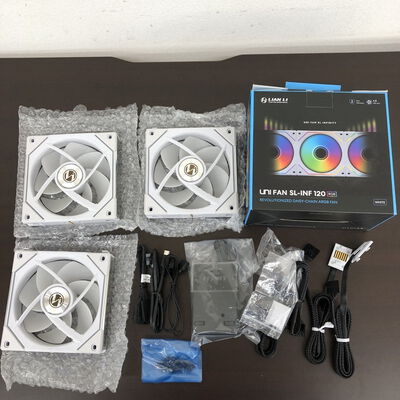 【長野稲里店】中古  Lian Li UF-SLIN120-3W(UNIFANSL-INFINITY120 WT 3PK) 5110000650 
