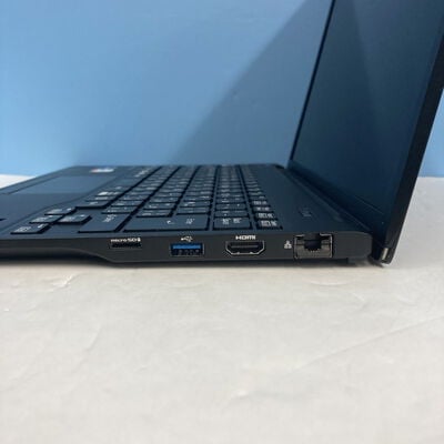 【博多店】中古  FUJITSU LIFEBOOK U9313/N (i5-1345U/16GB/SSD256GB/W11P) 3310006806 