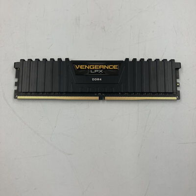 【なんば店】中古  PC4-19200 16GB デスクトップ用(DDR4-2400) 135639 