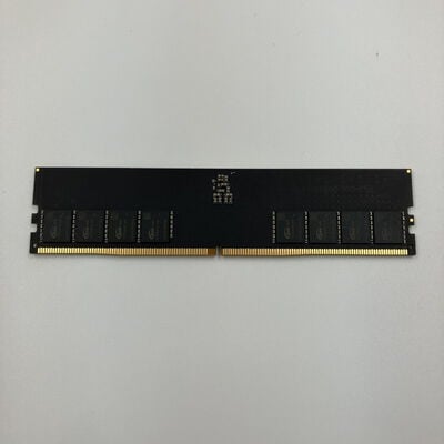 【なんば店】中古  PC5-44800 32GB デスクトップ用 149157 