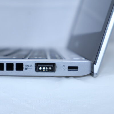 【通販センター】中古  NEC VersaPro タイプVB PC-VKM17BZC3 (Core i5 8350U/8GB/SSD256GB/-/オンボード/12.5/1366x768/Wi-Fi/WEBCAM/W11H64 MAR) 186061 