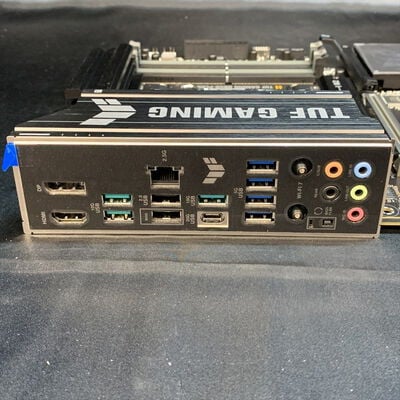 【横浜駅前店】中古  ASUS TUF GAMING B850-PLUS WIFI (B850 AM5 ATX) 175473 
