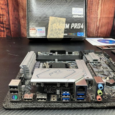 【富士青葉店】中古  ASRock B560M Pro4 (B560 1200 mATX DDR4) 144870 