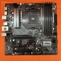 中古  ASRock B550M Phantom Gaming 4 (B550 AM4 mATX DDR4) 3280021142 