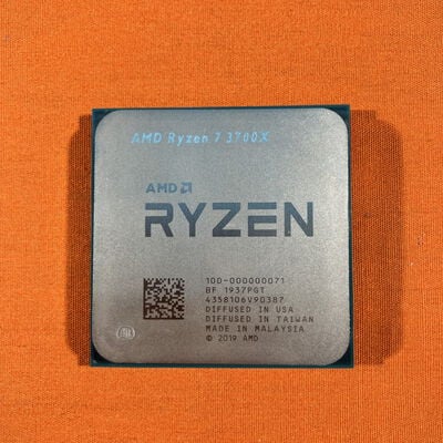 【なんば店】中古  AMD Ryzen 7 3700X (AM4/3.6/36M/C8/T16/65W) 140025 