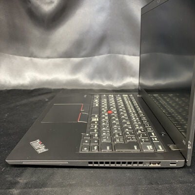 【横浜駅前店】中古  LENOVO ThinkPad X13 (AMD Ryzen 5 Pro 4650U 2.10GHz/32GB/SSD256GB/-/オンボード/13.3/1920x1080/Wi-Fi/WEBCAM/W11P/Microsoft Office Home and Business 2024) 184183 