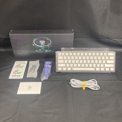 【静岡東瀬名店】中古  Ducky One 3 Mini 60% Aura Edition(Kailh BOX Jellyfish軸・英語配列) 5140001901 