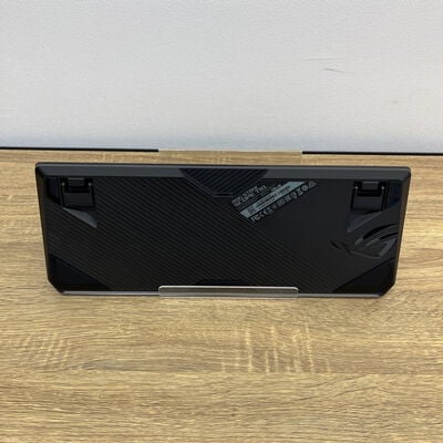 【津ラッツ店】中古  ASUS X802 STRIX SCOPE TKL/SV/JP(銀軸 有線) 179735 