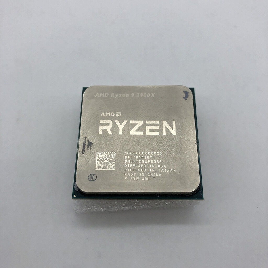 中古 AMD Ryzen 9 3900X (AM4/3.8/70M/C12/T24/105W) 140023 （374782