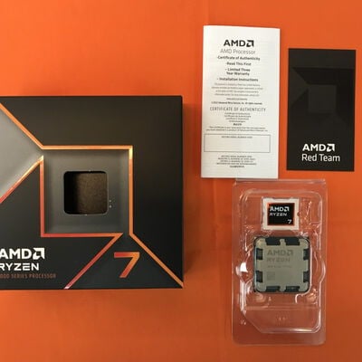 【なんば店】中古  AMD Ryzen 7 9700X (AM5/3.8GHz/40M/C8/T16/65W) 169022 