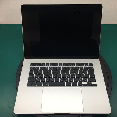 【佐賀南部バイパス店】中古  MacBook Air MC9E4J/A(CPU:8C/GPU:10C) 16GB/256GB シルバー 3290006713 