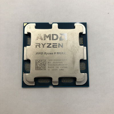 【福山ココローズ店】中古  AMD Ryzen 9 9950X (AM5/4.3GHz/80M/C16/T32/170W) 169024 