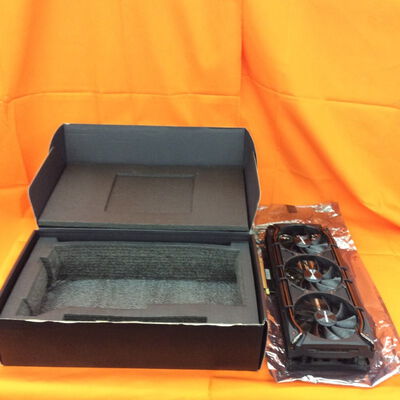 【なんば店】中古  GAINWARD GeForce RTX 3070 Phantom+ 8GB(NE63070019P2-1040M) 3280020893 