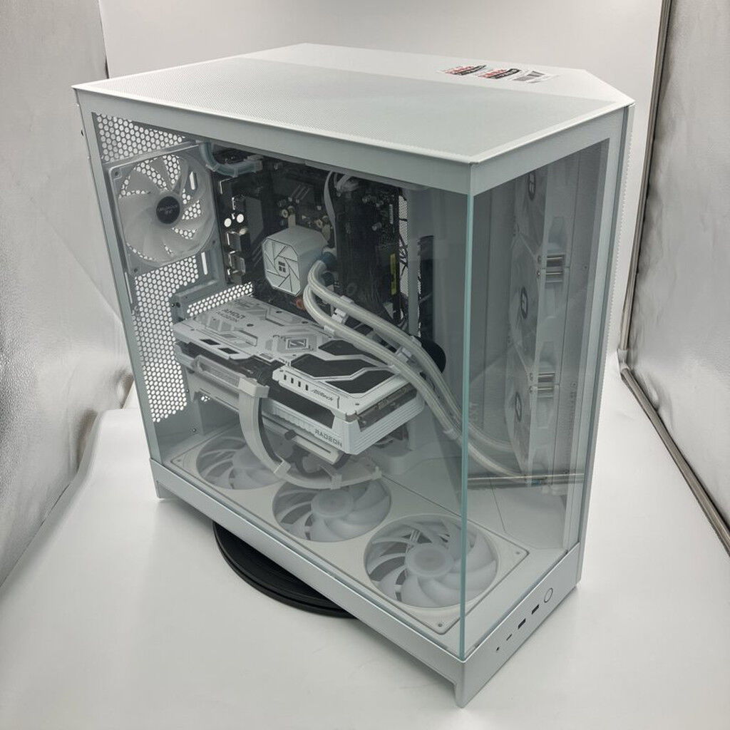 中古 その他 自作パソコン (Ryzen 7 9800X3D/16GB/SSD1TB+SSD1TB+