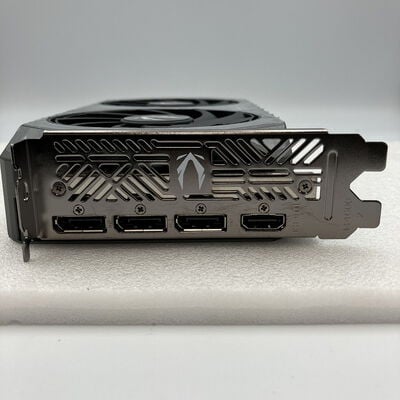 【新潟店】中古  ZOTAC ZT-B50620E-10M (RTX5060Ti 16GB Twin Edge) 188954 