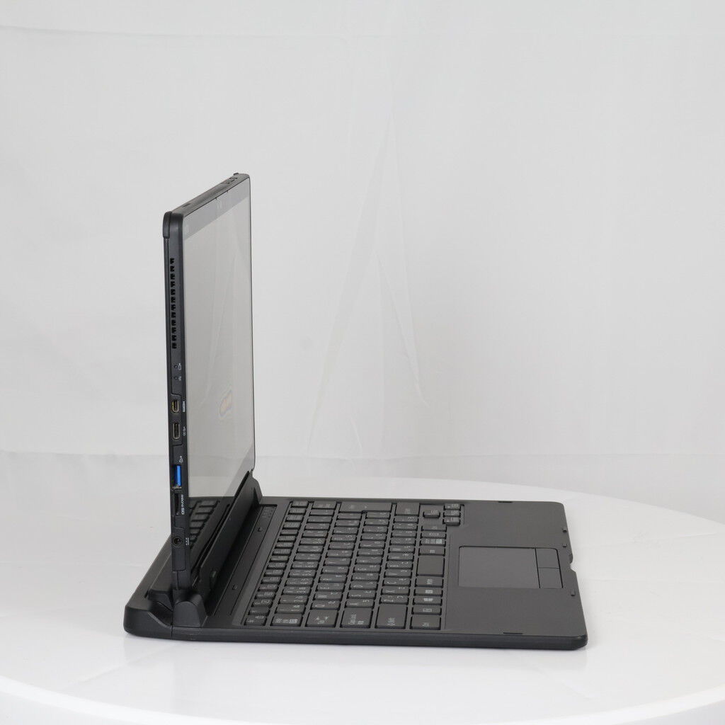 中古 Fujitsu ARROWS Tab Q738/SB(Intel Core i5 8350U/8GB DDR3 (PC3