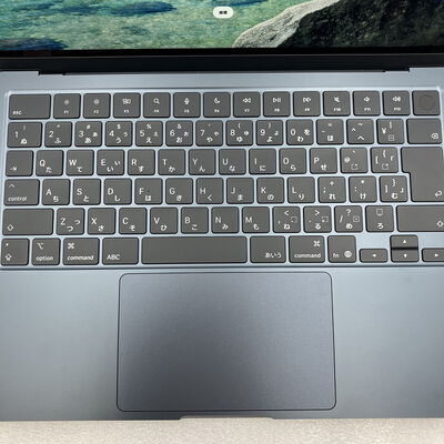 【新潟店】中古  Apple MacBook Air 13インチ 2026 (M5 10CPU 8GPU/16GB/512GB) ミッドナイト MDHE4J/A 3290007576 