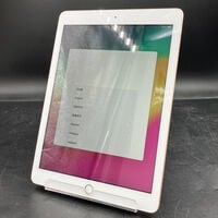 中古  Apple iPad (2018) Wi-Fi 128GB ゴールド MRJP2J/A 136948 
