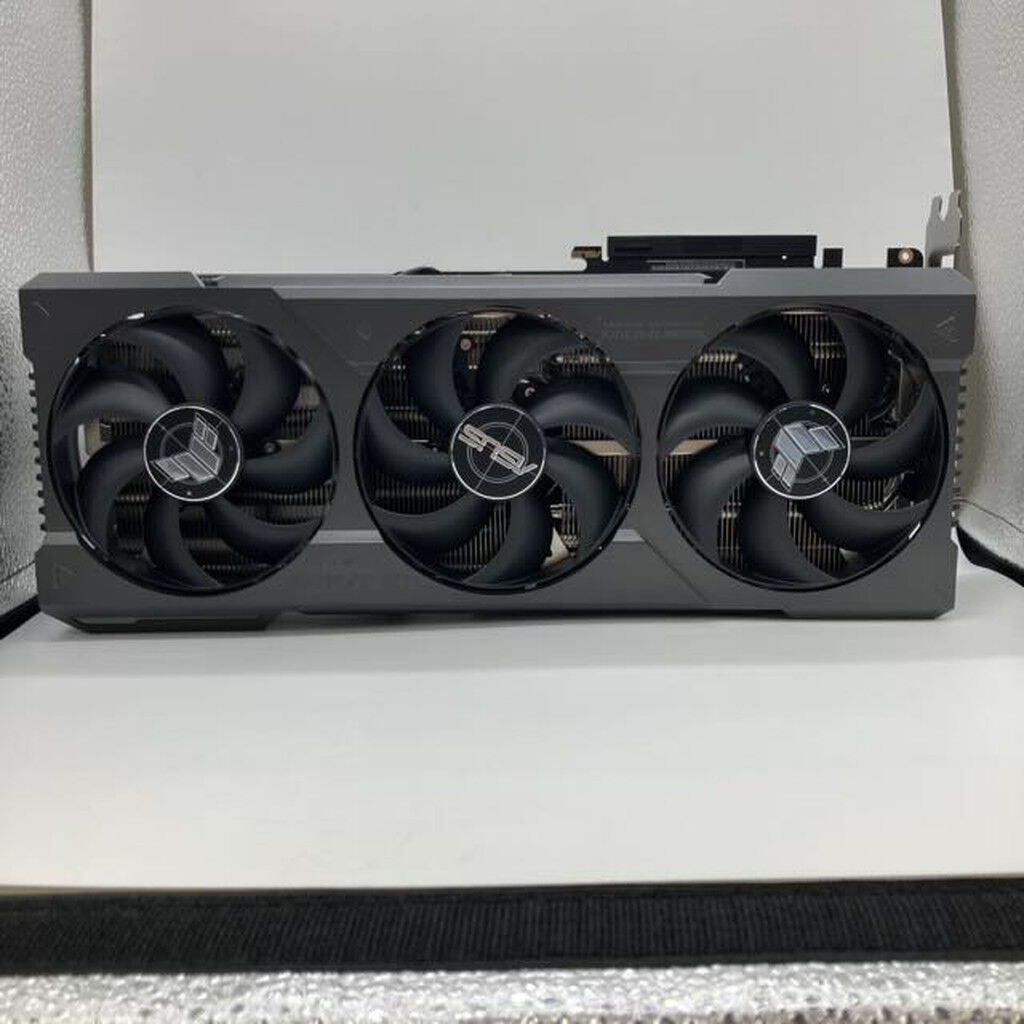 中古 ASUS TUF-RTX4090-O24G-GAMING 1230010662 （366484