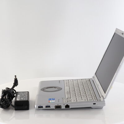 【秋葉原本店】中古  Panasonic CF-SV1REELKS(i5-1145G7/16GB/SSD256GB/W11P) 3410015833 