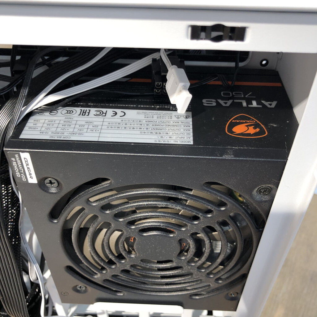 中古 Originarl 自作パソコン(Ryzen 7 7800X3D/32GB/SSD1TB/RX9060XT
